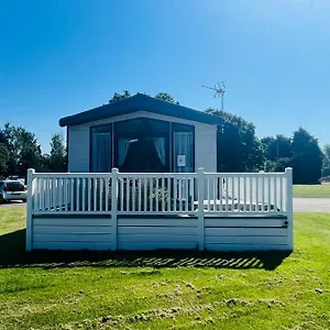 The Poplars With Hot Tub , York United Kingdom